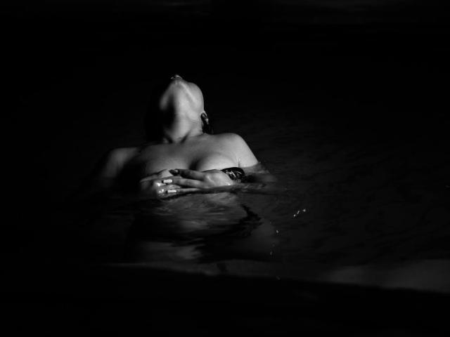 AbbyyCollins - сексуальная веб-камера в реальном времени - 18408614