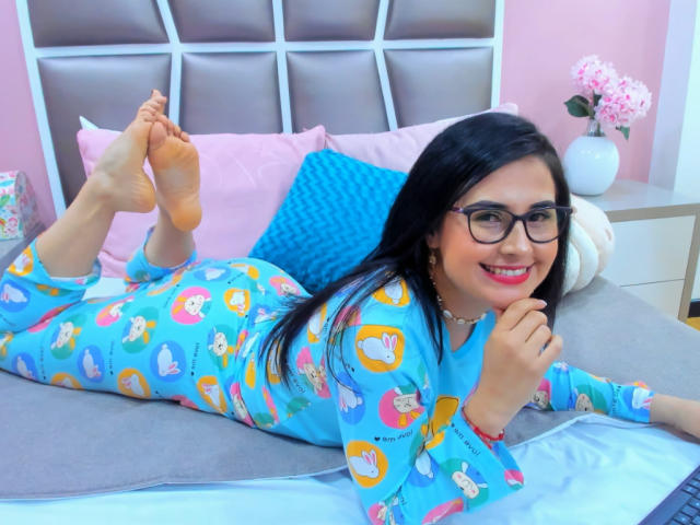 FrancheskaPierce - Live sex cam - 18410462