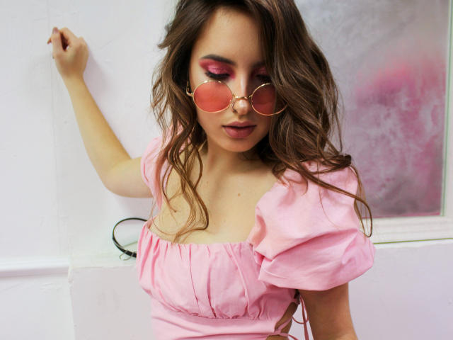 AuroraFiore - сексуальная веб-камера в реальном времени - 18411042