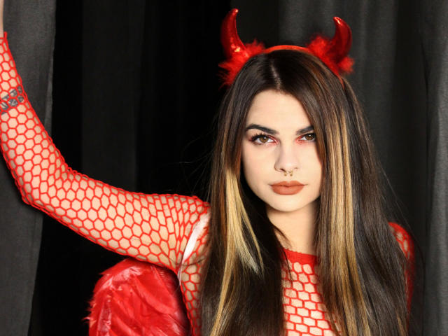 LillitWane - Live sex cam - 18412890