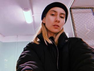 ElviraXDreams - Sexe cam en vivo - 18414270