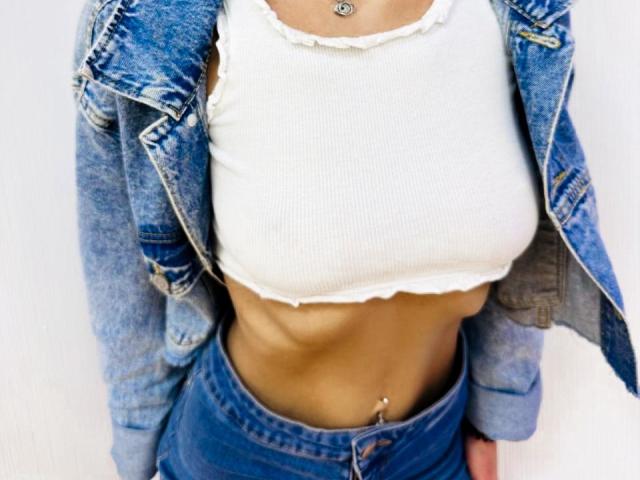 Julaiya - Live sex cam - 18415122