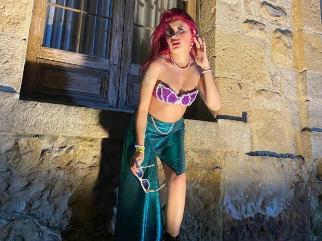 AbbieHotfman - сексуальная веб-камера в реальном времени - 18421914