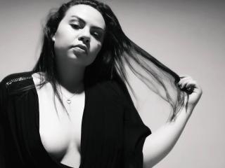 ElenaHuntress - Sexe cam en vivo - 18423154
