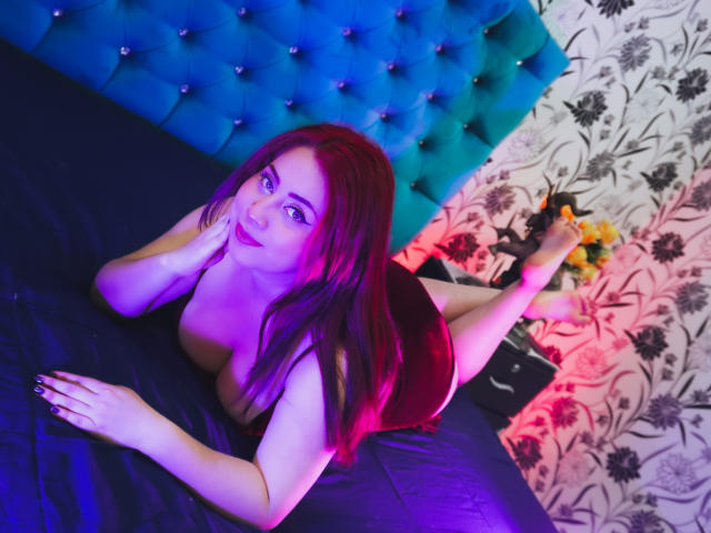 SarahLopeez - Sexe cam en vivo - 18425102