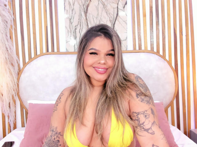 JulianaSousa - Live porn &amp; sex cam - 18425882
