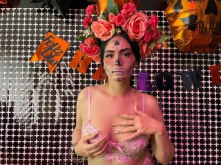 ClaireLourent - сексуальная веб-камера в реальном времени - 18432346