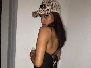IdalyWhitee - Live porn &amp; sex cam - 18435750