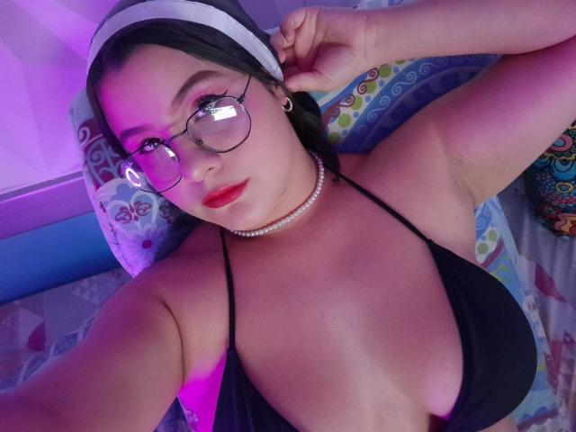 CassandraSexy - Live porn &amp; sex cam - 18436698