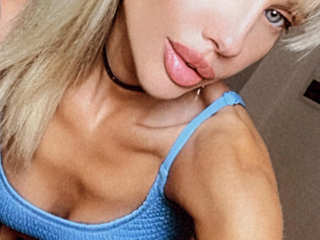 Julaiya - Live porn &amp; sex cam - 18437350