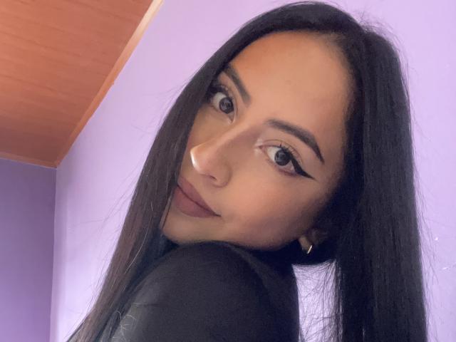 AbrilMejia - Sexe cam en vivo - 18440694