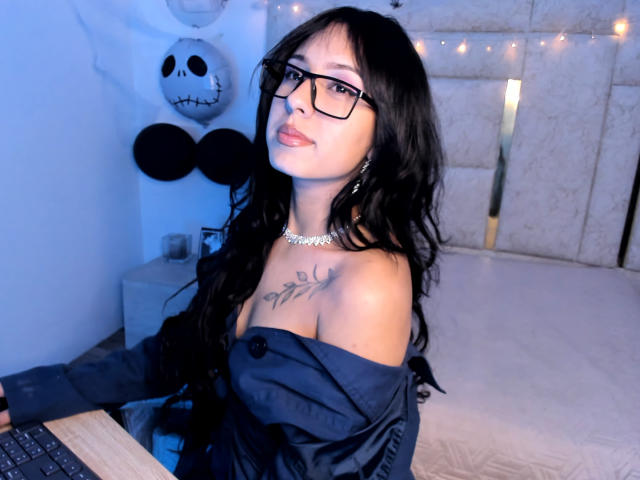 Irinna - Sexe cam en vivo - 18446306