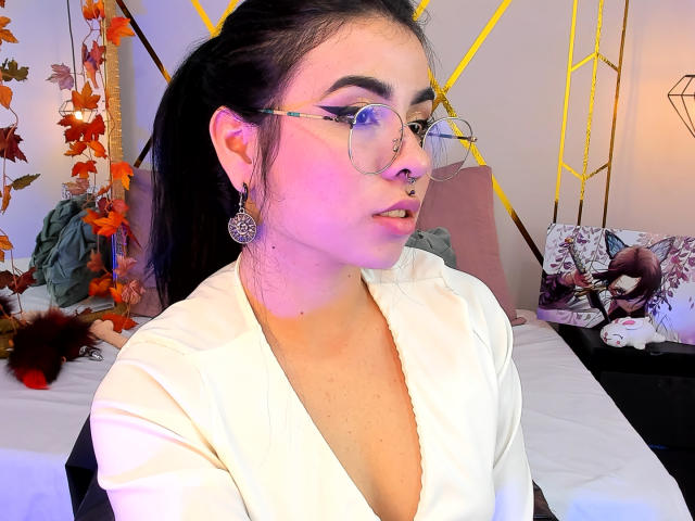 GaiaJones - Live porn &amp; sex cam - 18446730