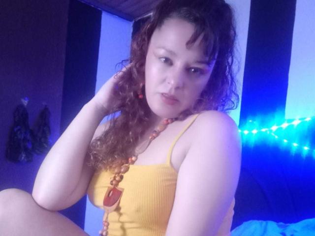 AmandaHotL - Live porn &amp; sex cam - 18448046