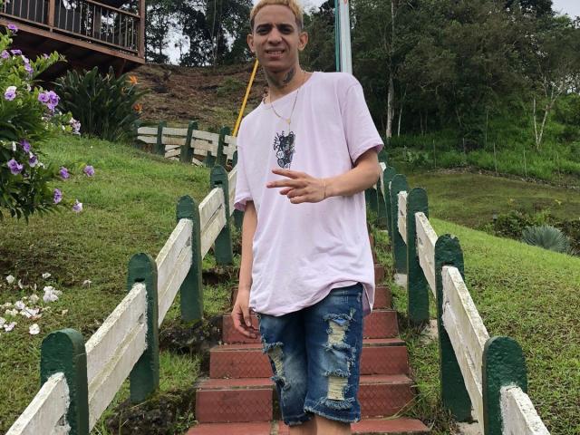 LuccasBigCock - сексуальная веб-камера в реальном времени - 18448846