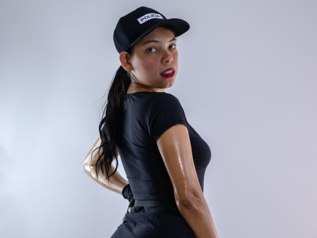 InnaBener - Live porn &amp; sex cam - 18450950