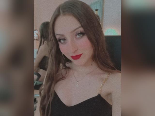 DanielaEvans - Live porn &amp; sex cam - 18453890