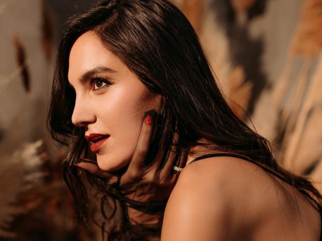 AnnaDutton - Live porn &amp; sex cam - 18456526