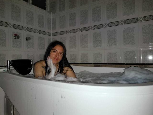 AlinaReyes - Live sex cam - 18457438
