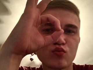 HaroldDesire - Live porn &amp; sex cam - 18459090