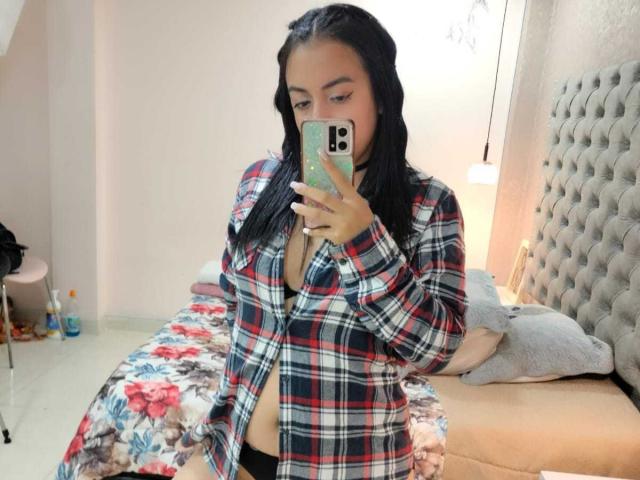 AlinaReyes - Live Sex Cam - 18459746