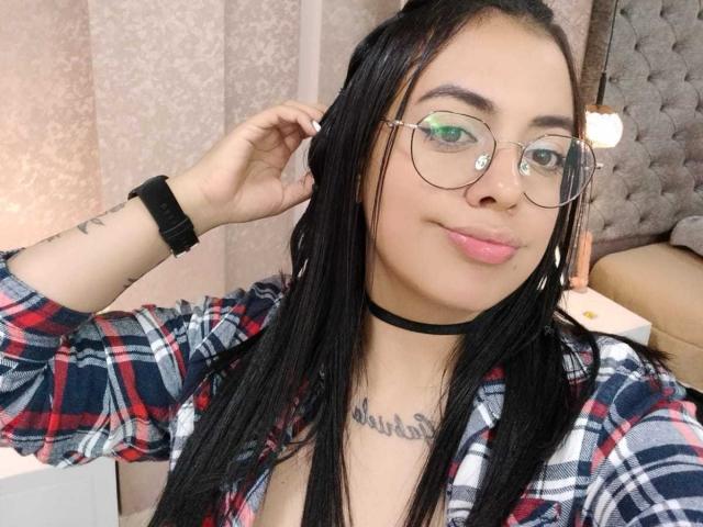 AlinaReyes - Live porn &amp; sex cam - 18459766