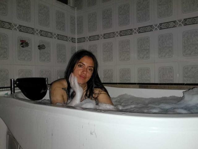 AlinaReyes - Sexe cam en vivo - 18459966