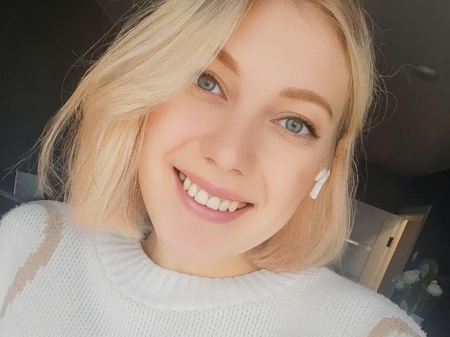 SweetHottCoupleI - Live porn &amp; sex cam - 18462846