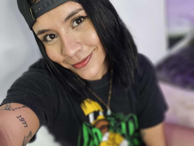 KatyGrey - Élő pornó és szexkamera - 18471758