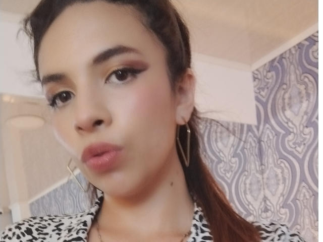 VioletaStone - Live porn &amp; sex cam - 18477434