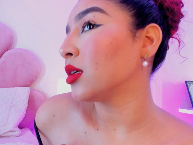 SaraSpanic - Live porn &amp; sex cam - 18478930