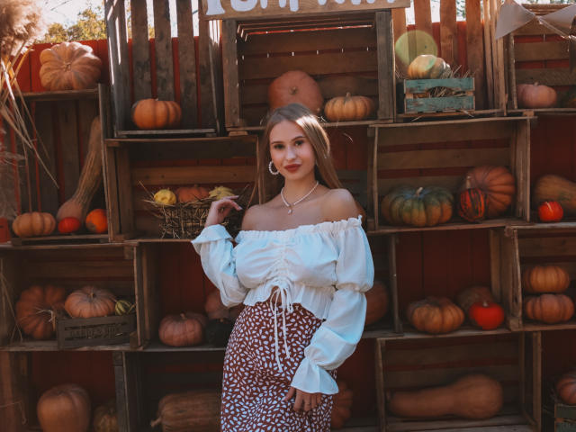 ViolettaSteward - Live porno og sexkamera - 18480854