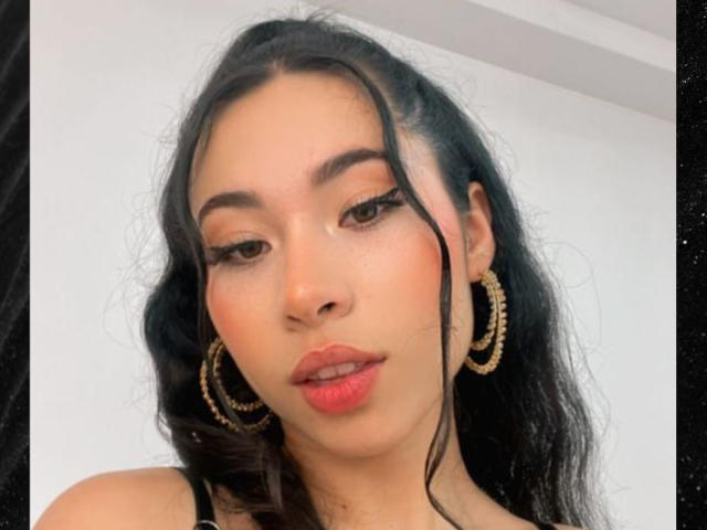 PaulaMontez - ライブポルノ&amp;セックスカム - 18481810