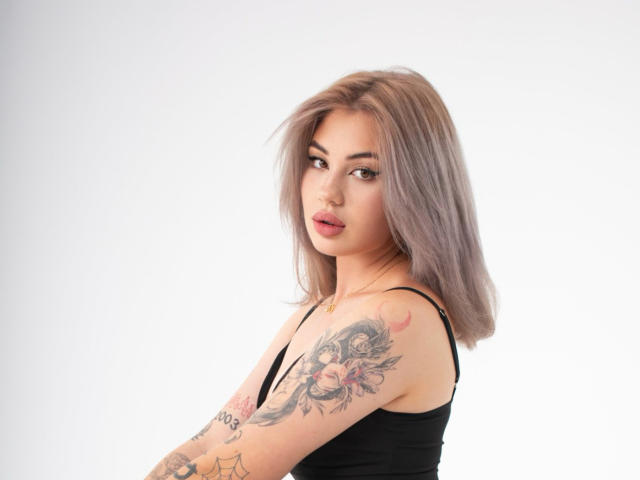 MabLili - Live sex cam - 18482102