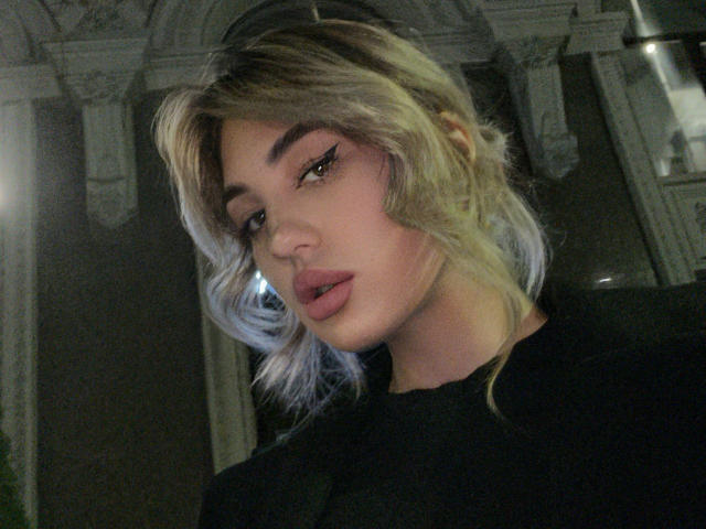 MabLili - Live sex cam - 18482118