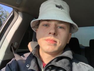 SmileFrank - Live porn &amp; sex cam - 18482406