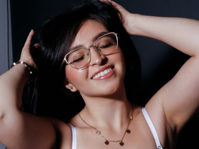 EvaMcAllister - Porno na żywo i seks kamera - 18483274