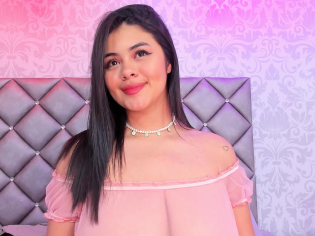 CassieRay - Live porn &amp; sex cam - 18484286