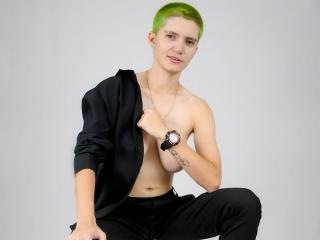 AronRox69 - Live porno og sexkamera - 18484714