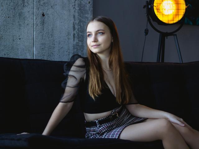 EbigeilStuf - Live porn &amp; sex cam - 18485210