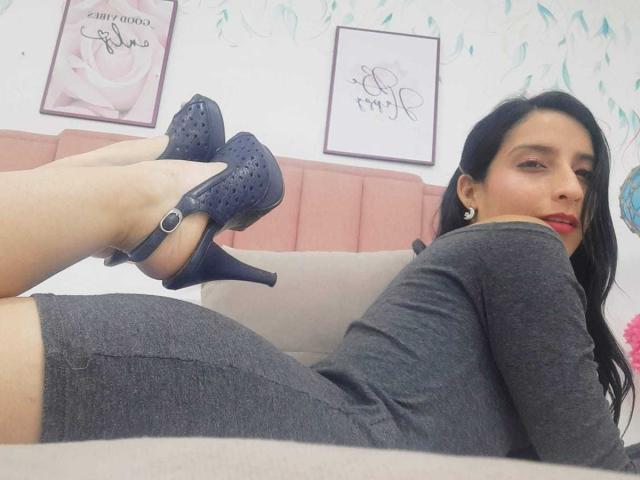 AbbySantoriny - Live sex cam - 18485230