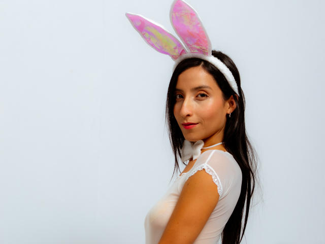 AbbySantoriny - сексуальная веб-камера в реальном времени - 18485706