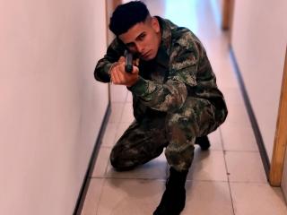 KevinMiller - Live porn &amp; sex cam - 18489990