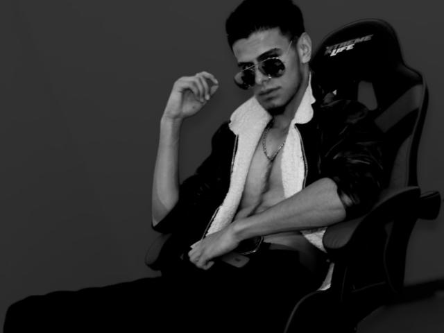 KevinMiller - Sexe cam en vivo - 18490454