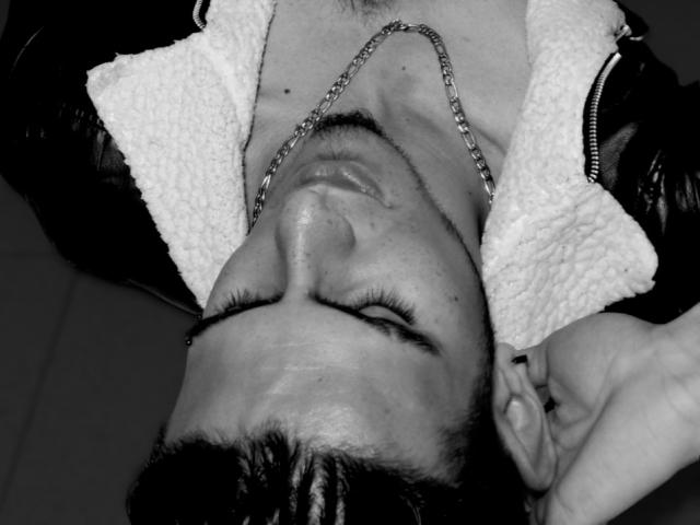 KevinMiller - Live porn &amp; sex cam - 18490498