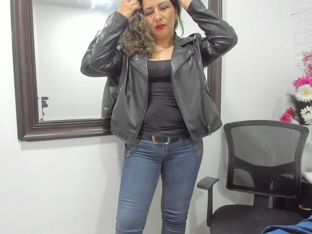 JanneLu - Live porn &amp; sex cam - 18492894