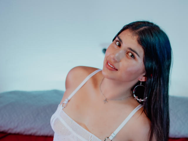 KloeHailie - Live porn &amp; sex cam - 18498330