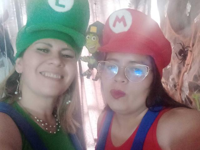 LesbiFourMilfs - Sexe cam en vivo - 18498530