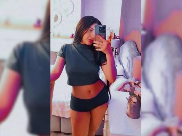 AlexaRossi - פורנו בשידור חי ומצלמת סקס - 18498734