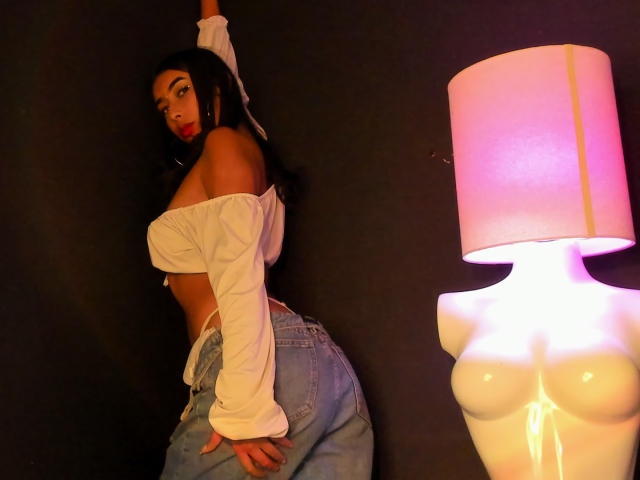 MaddyRyan - Live sexe cam - 18499890